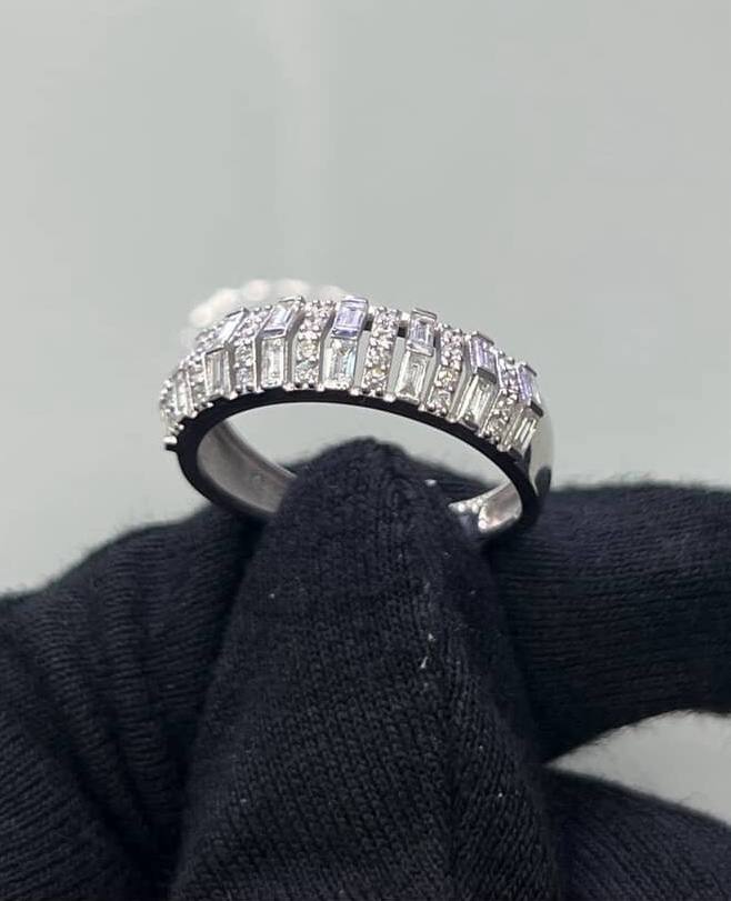 RING - - 18