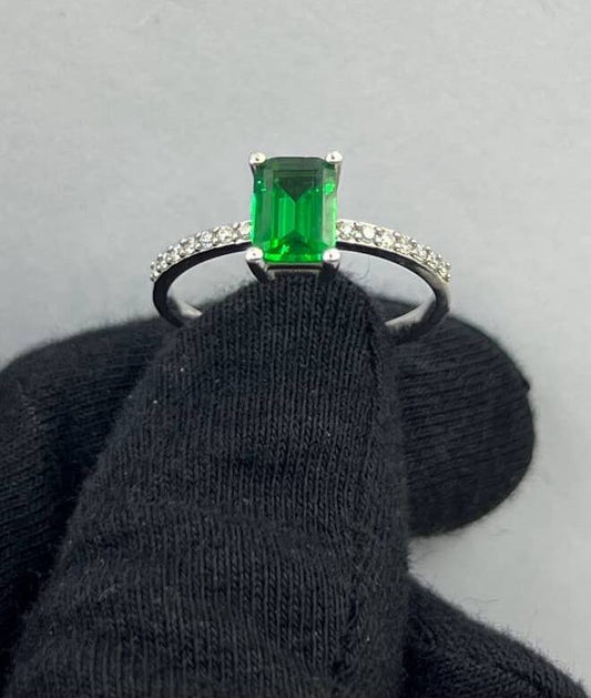 RING - - 18